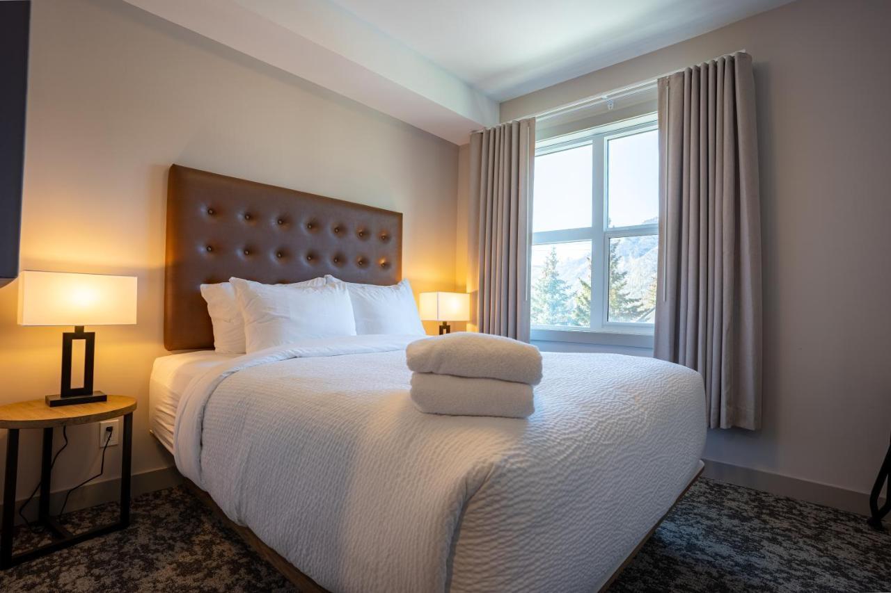 Basecamp Suites Banff Exterior photo